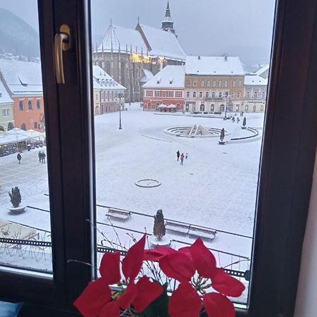 Apartament Piata Sfatului Brasov Luaran gambar
