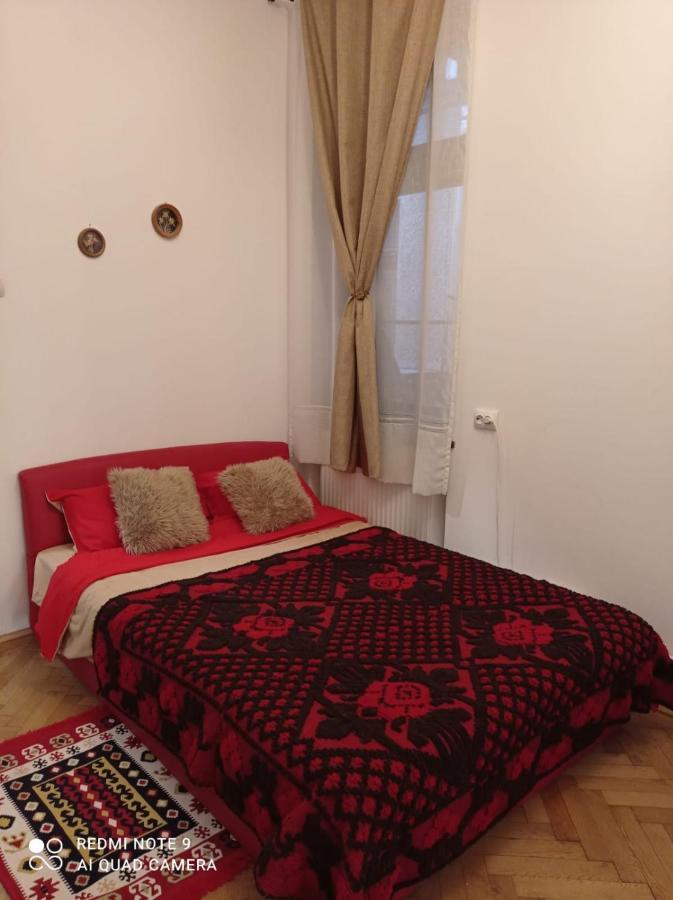 Apartament Piata Sfatului Brasov Luaran gambar