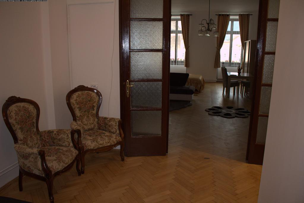 Apartament Piata Sfatului Brasov Luaran gambar